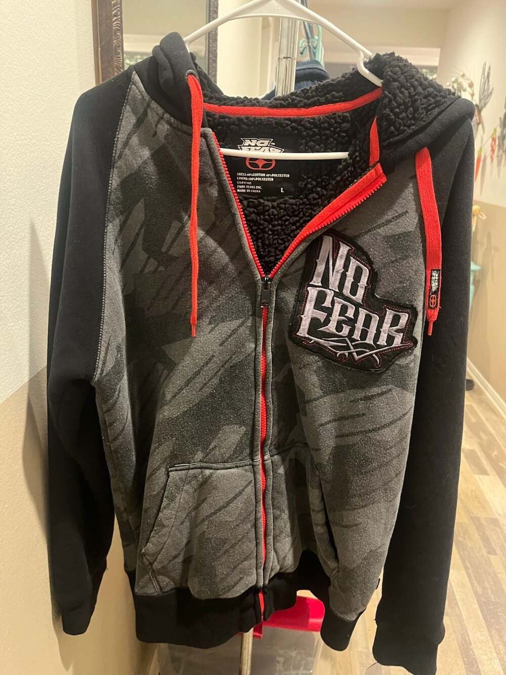 No Fear Vintage Y2K Full Zip Sherpa Lined Camo Hoodie Black Red Graphic